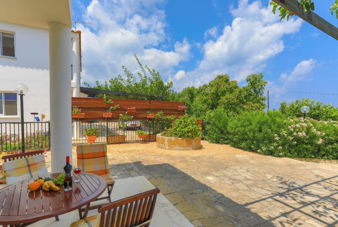 Villa Aphrodite Finiki Polis Esterno foto