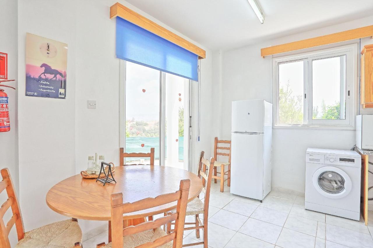 Villa Aphrodite Finiki Polis Esterno foto