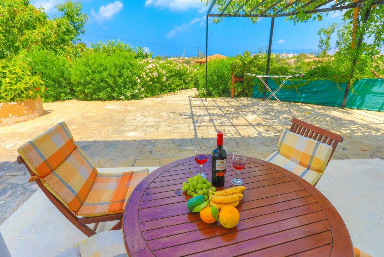 Villa Aphrodite Finiki Polis Esterno foto